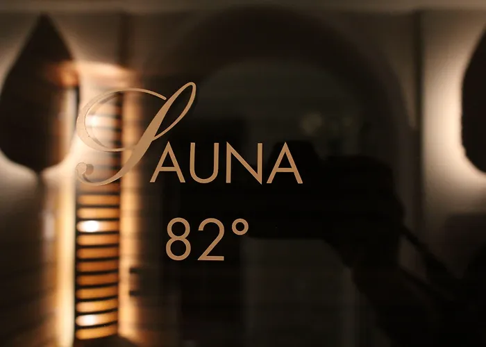 卡斯塔尼奥拉大酒店 5*