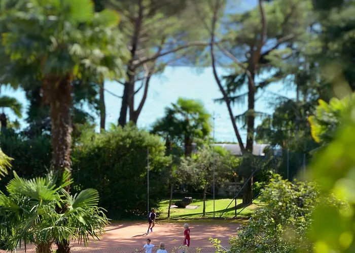 卡斯塔尼奥拉大酒店 酒店 盧加諾